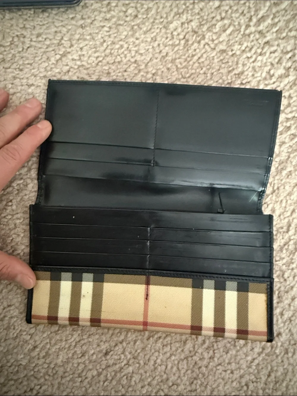 Burberry Classic Nova Check Fold Wallet in Tan and Black